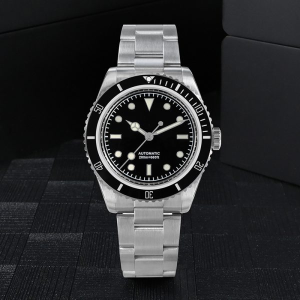 Custom Steel Watches 904L 316L 304 Stainless Steel Bulk Production for Men - Beryl Watch