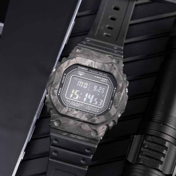 Premium Luminox Carbon Fiber Watch by Leading Manufacturer Durable Carbon Watch Cases Company - Beryl Watch