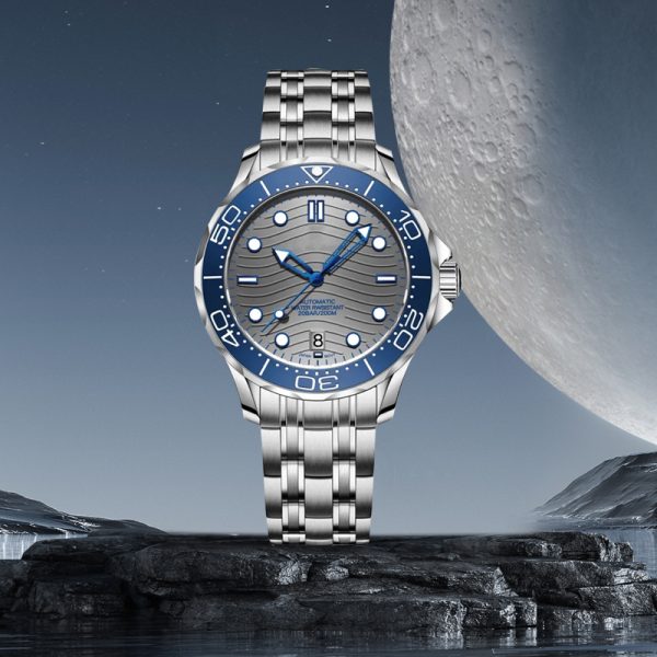 Bulk Production of Scuba Diving Watches for Men Waterproof Luxury Custom Watches with Branded Logos - Beryl Watch
