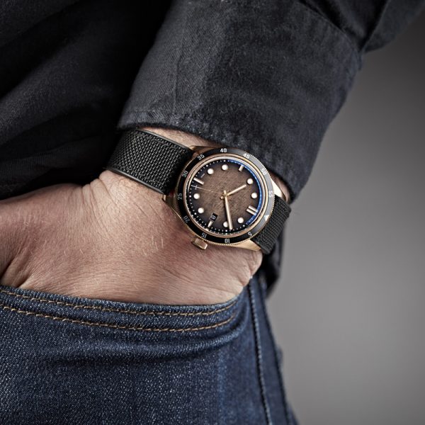 Bronze Watch Manufacturer Custom Automatic Watches with Logo Customization for Bulk Orders - Beryl Watch