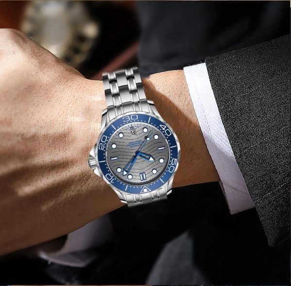 Bulk Production of Scuba Diving Watches for Men Waterproof Luxury Custom Watches with Branded Logos - Beryl Watch