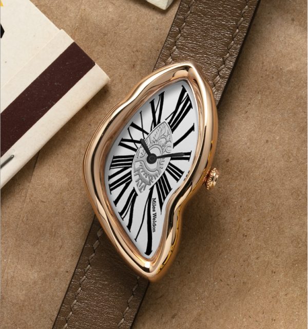Custom design minimalist watches with vegan leather straps for men and women - Beryl Watch