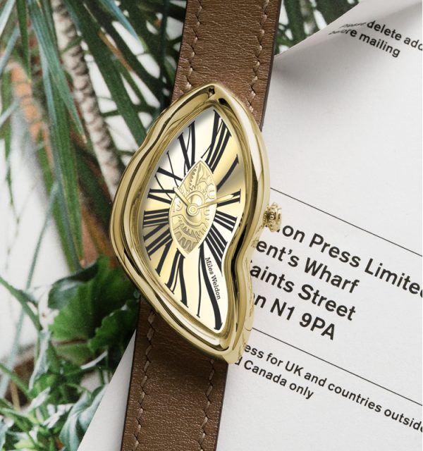 Custom design minimalist watches with vegan leather straps for men and women - Beryl Watch