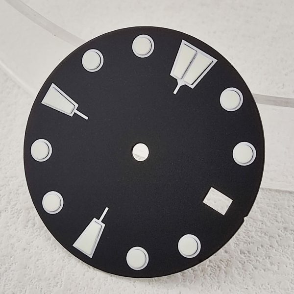 Seiko Mod Quality Watch Dial with OEM Metal Logo Crafted by Leading Swiss Qaulity Watch Dial Manufacturers - Beryl Watch